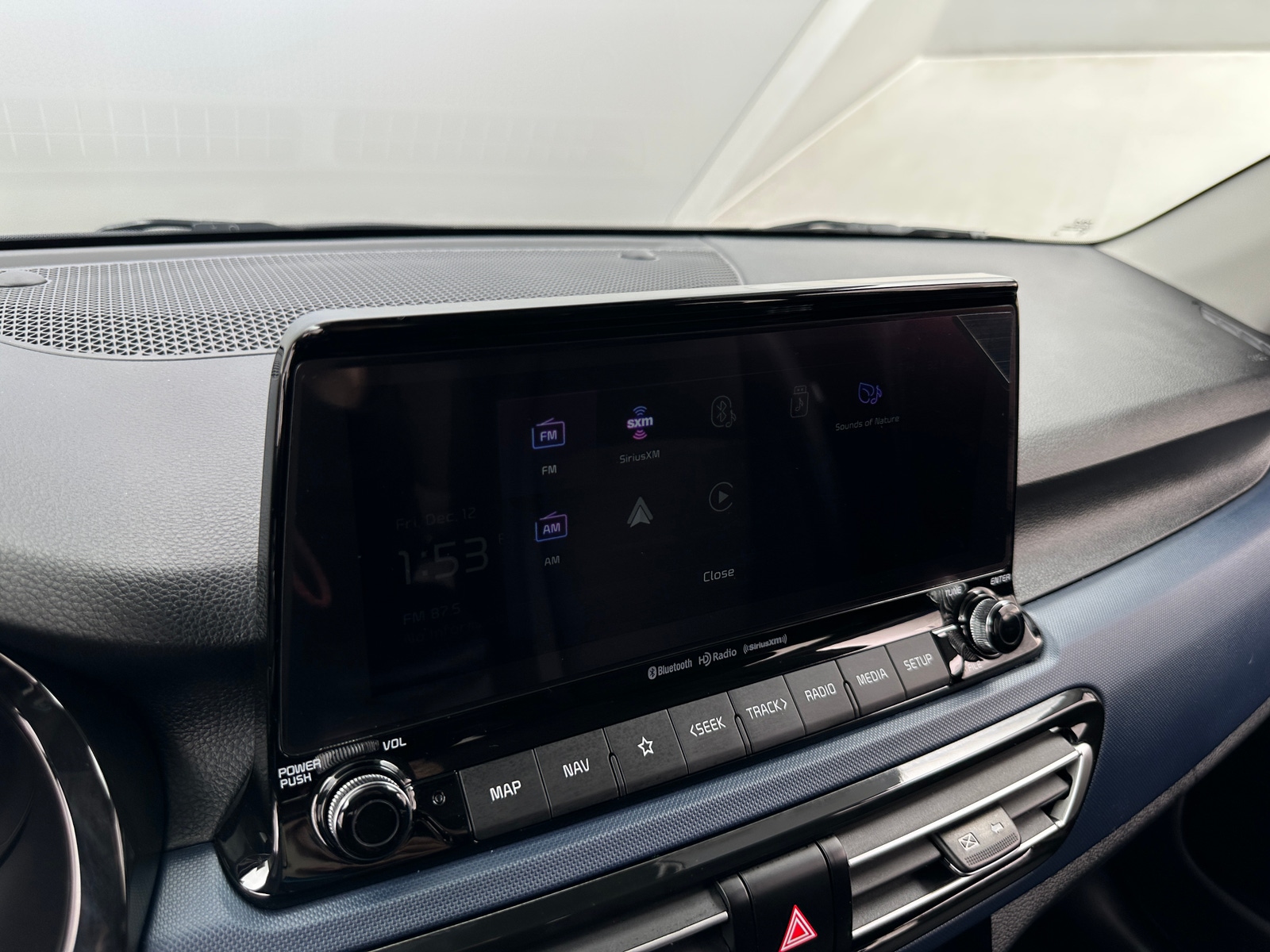 Thumbnail: 2023 Kia Seltos - 4