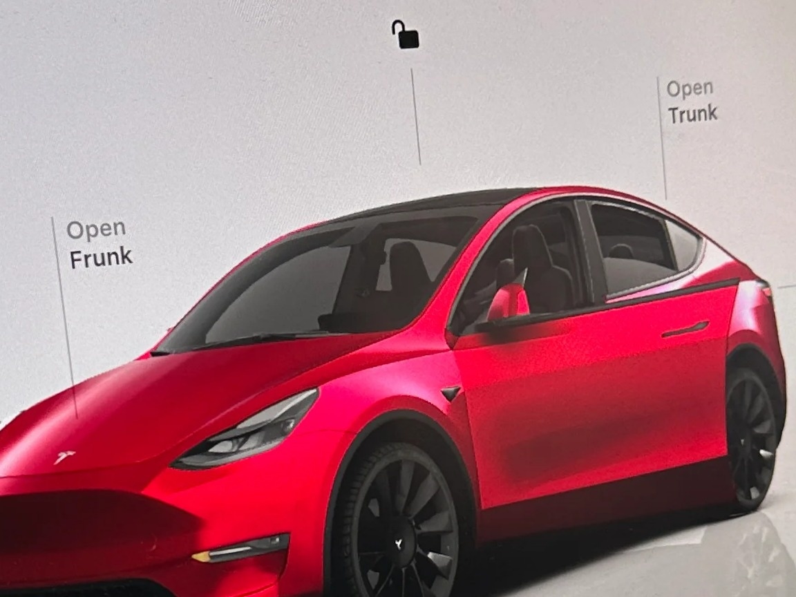 Thumbnail: 2025 Tesla Model Y - 3
