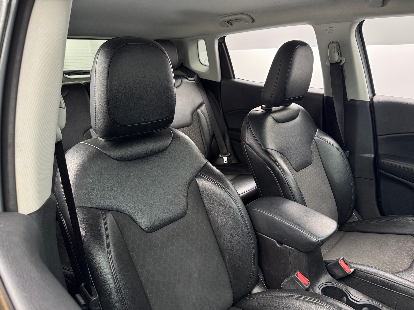 Thumbnail: 2021 Jeep Compass - 2