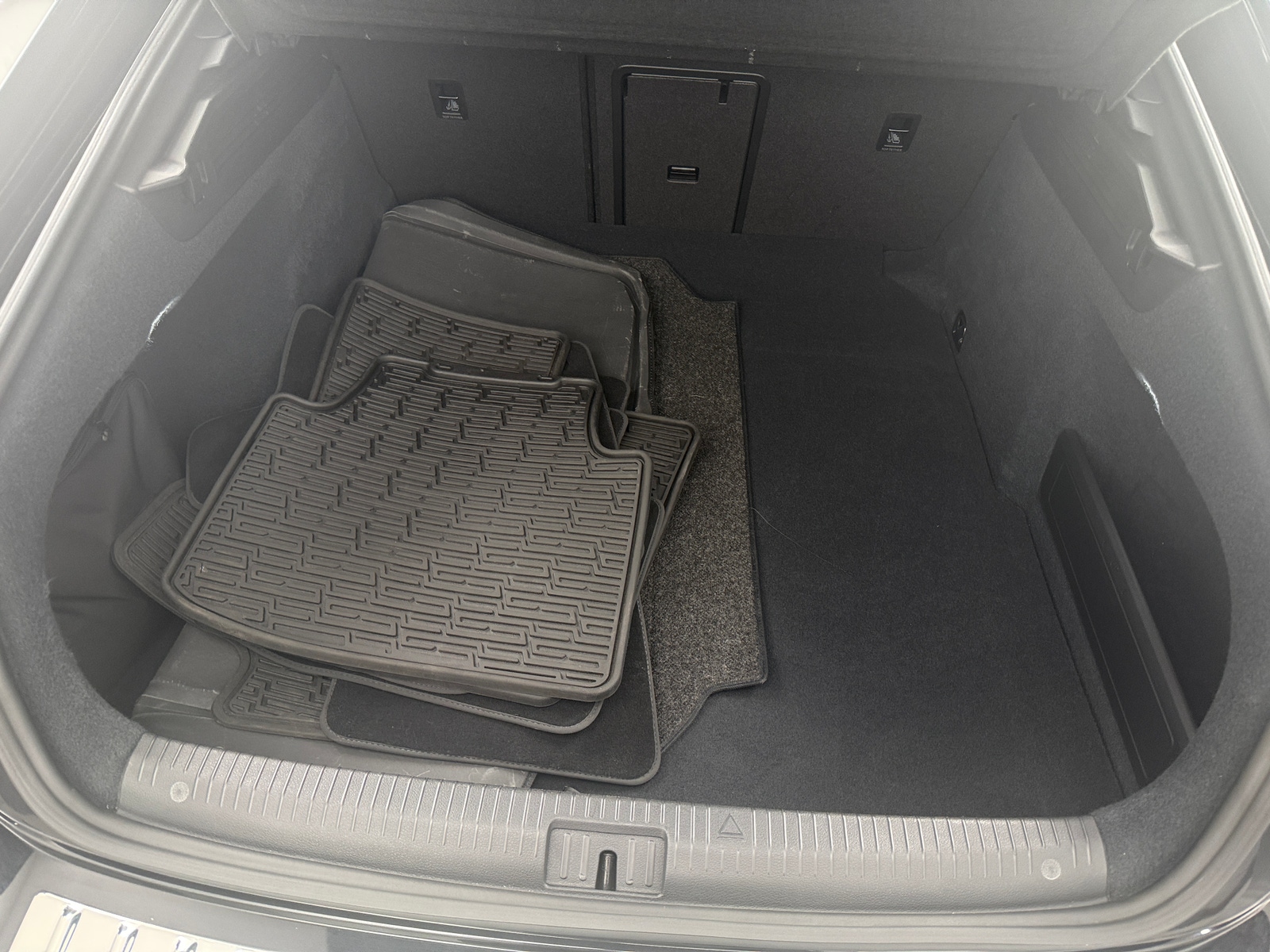 Thumbnail: 2023 Volkswagen Arteon - 6