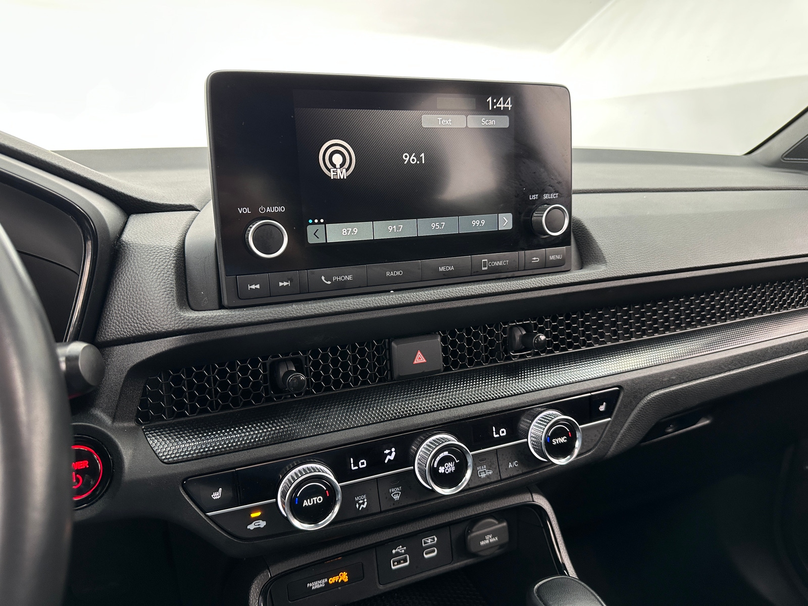 Thumbnail: 2023 Honda CR-V - 4