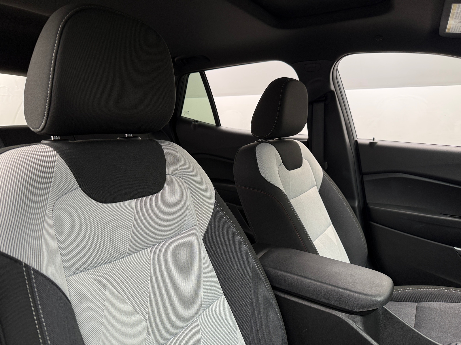 Thumbnail: 2025 Chevrolet Trax - 2