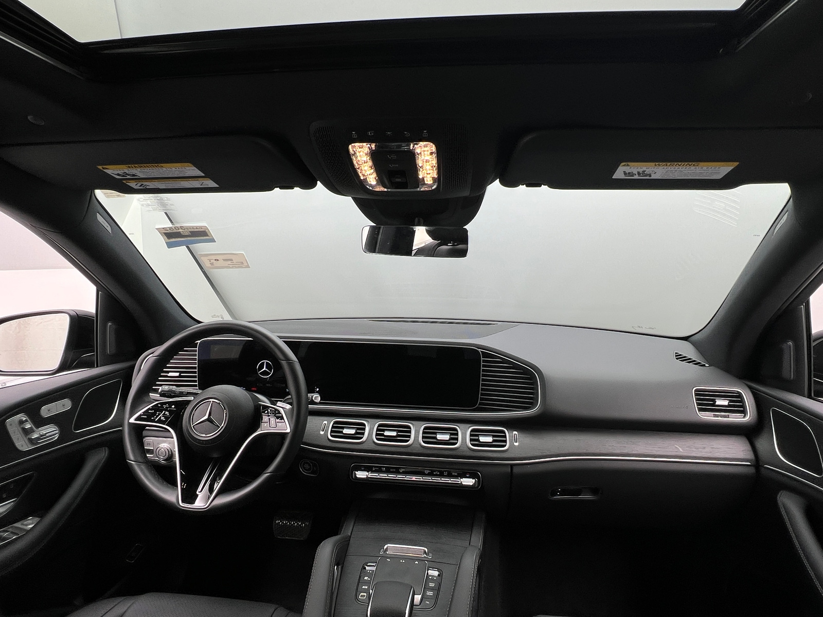 Thumbnail: 2025 Mercedes-Benz GLE - 3