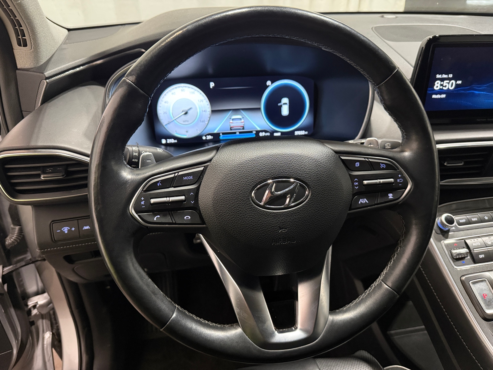 Thumbnail: 2023 Hyundai Santa Fe - 4