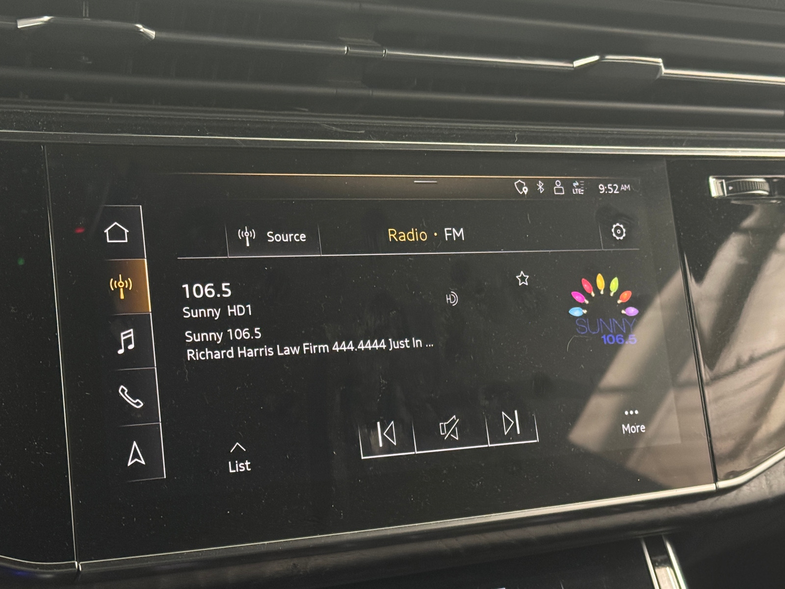 Thumbnail: 2020 Audi Q8 - 3