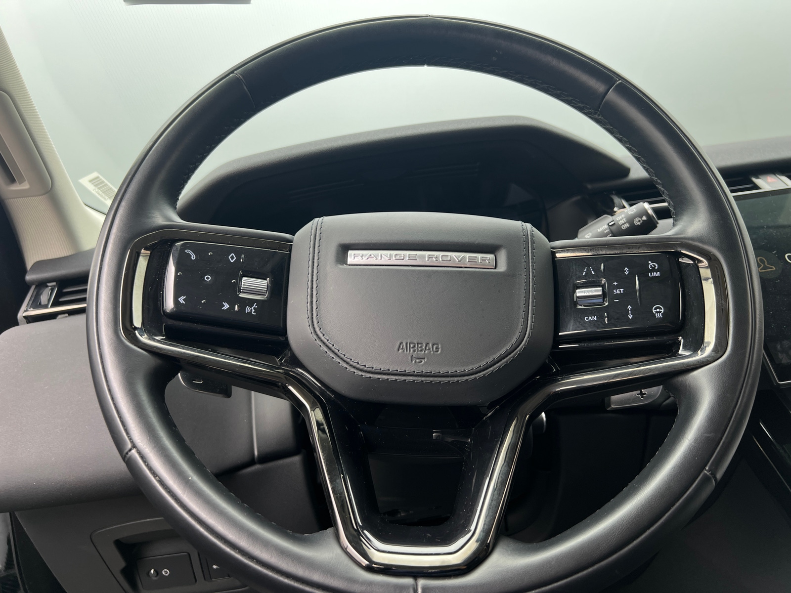 Thumbnail: 2024 Land Rover Range Rover Velar - 4