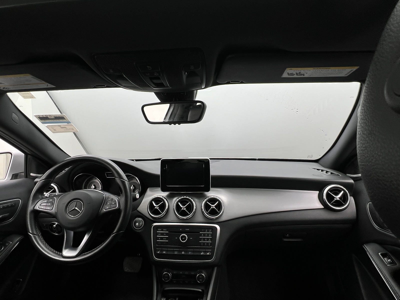 Thumbnail: 2016 Mercedes-Benz GLA - 2