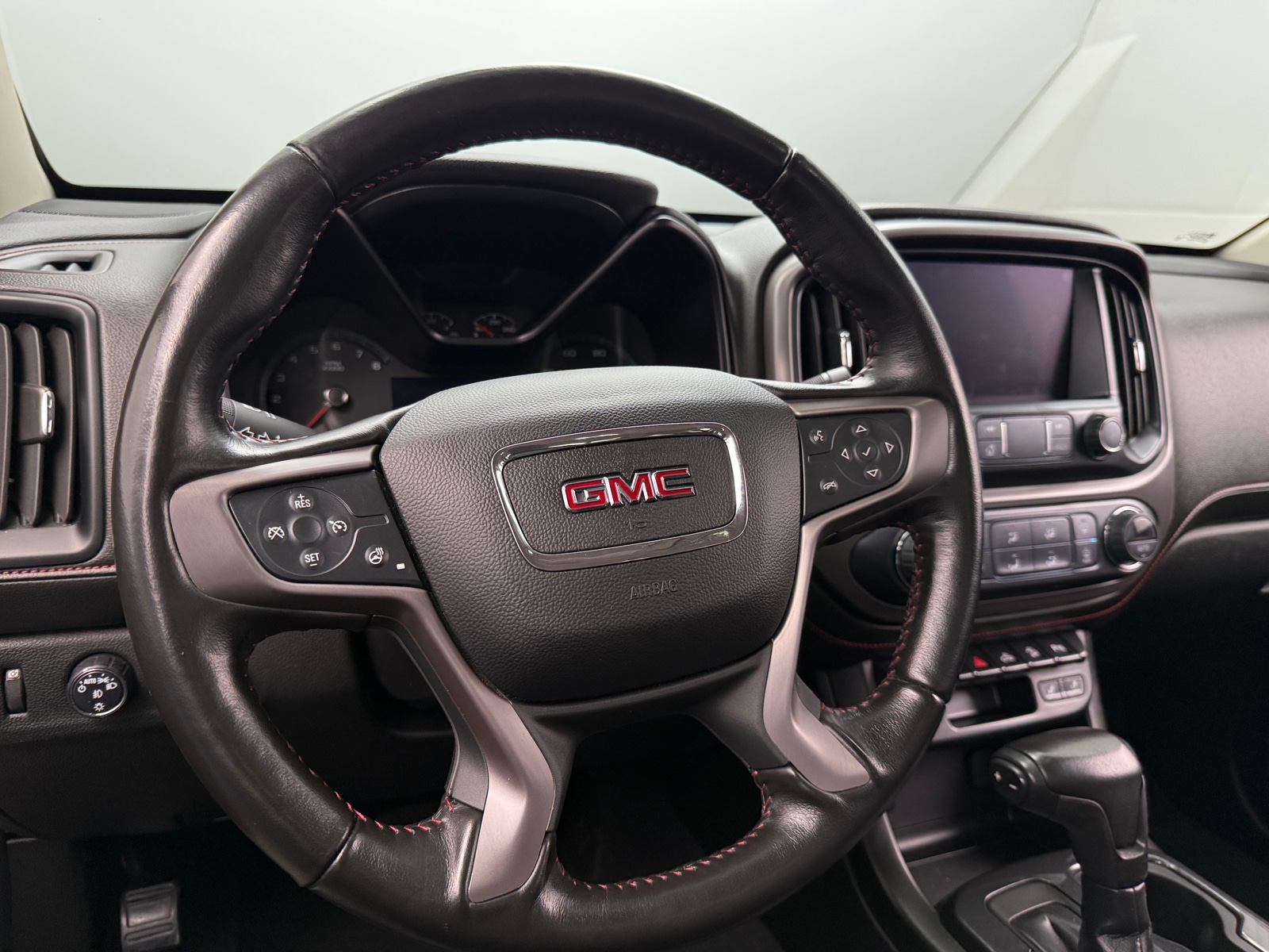 Thumbnail: 2019 GMC Canyon - 4