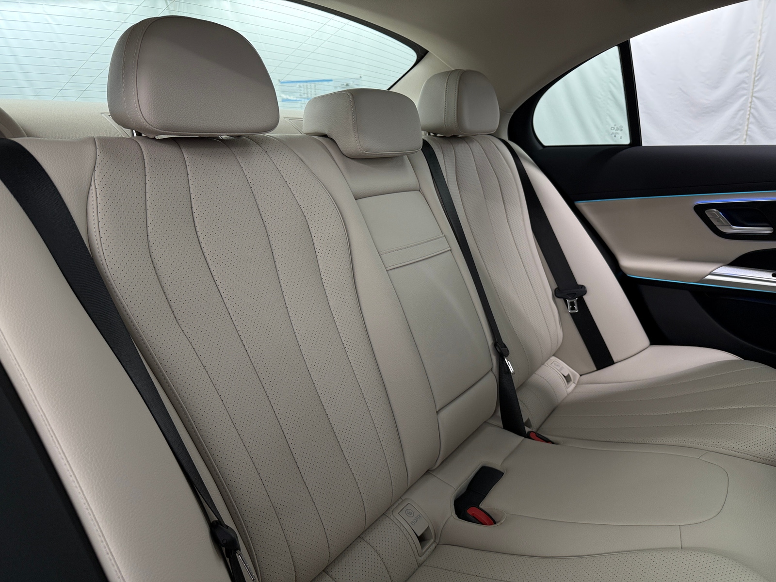 Thumbnail: 2025 Mercedes-Benz E-Class - 5