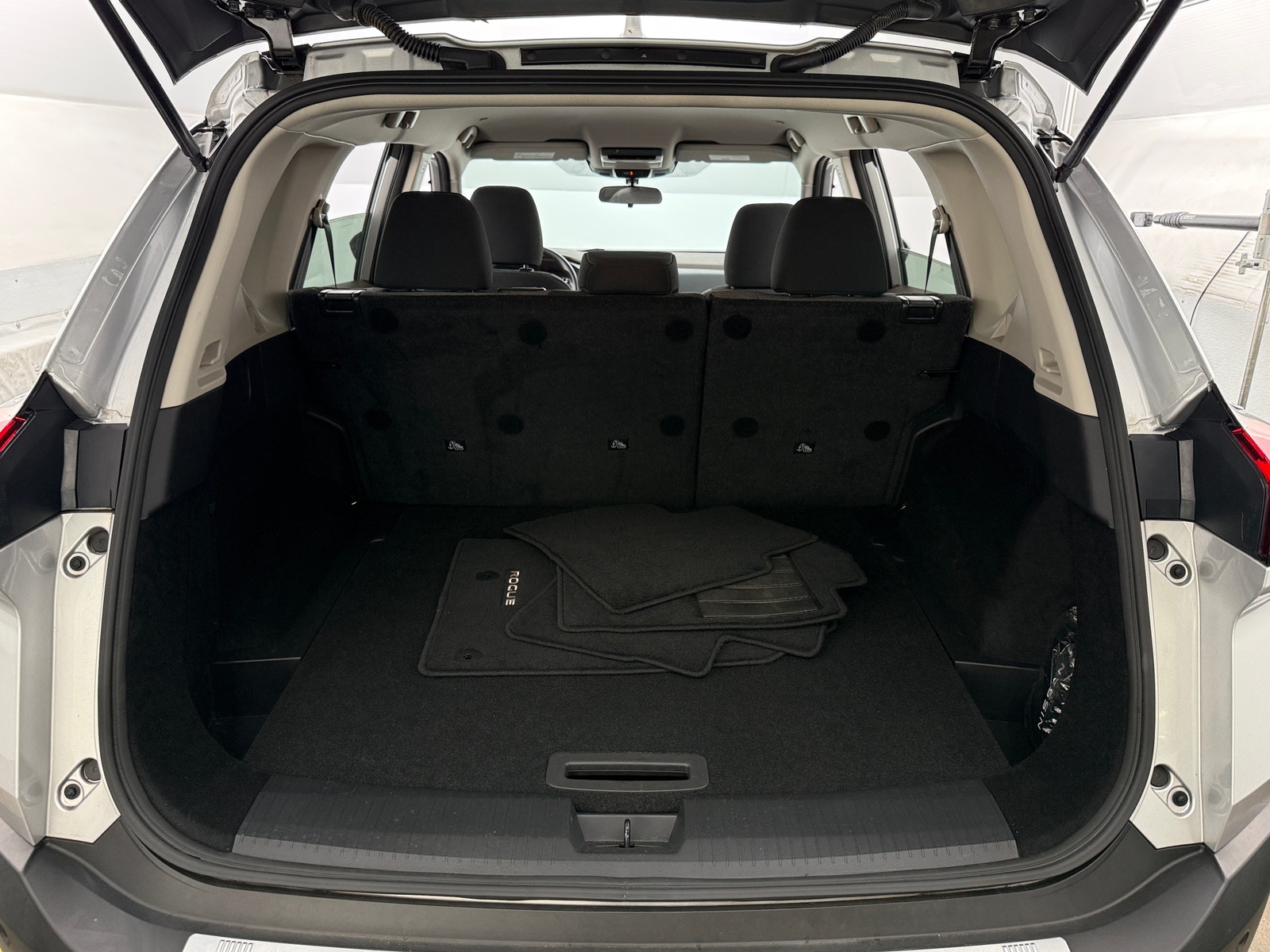 Thumbnail: 2023 Nissan Rogue - 7