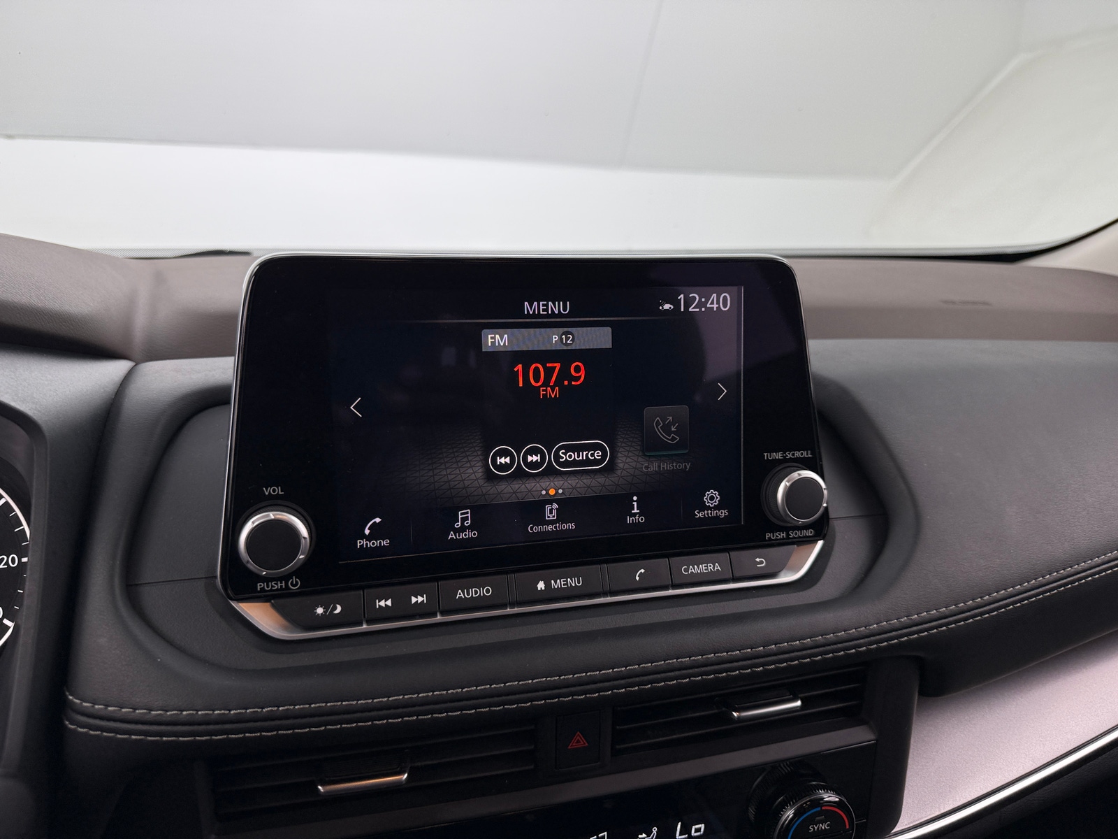 Thumbnail: 2023 Nissan Rogue - 4