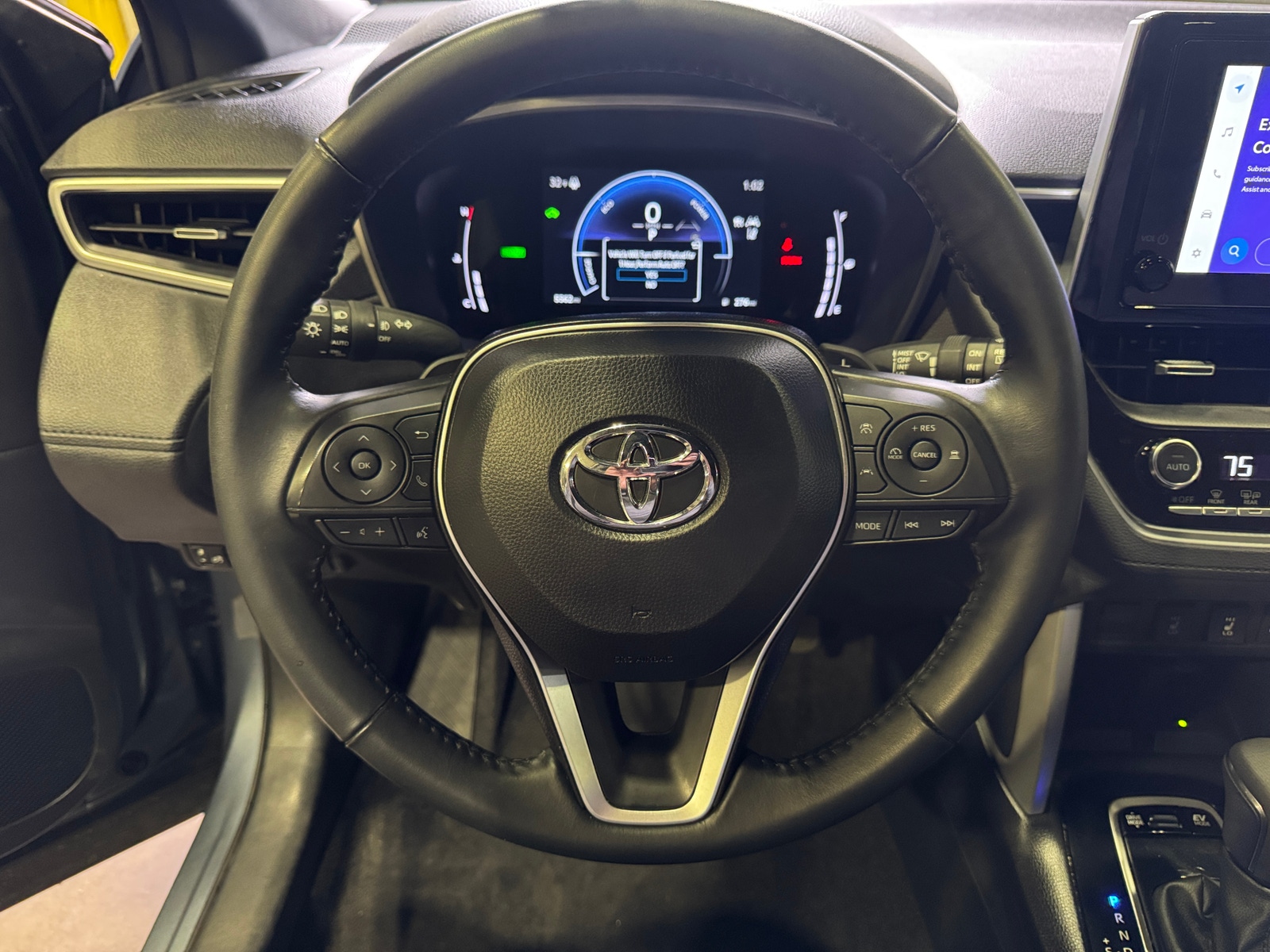 Thumbnail: 2024 Toyota Corolla Cross - 4