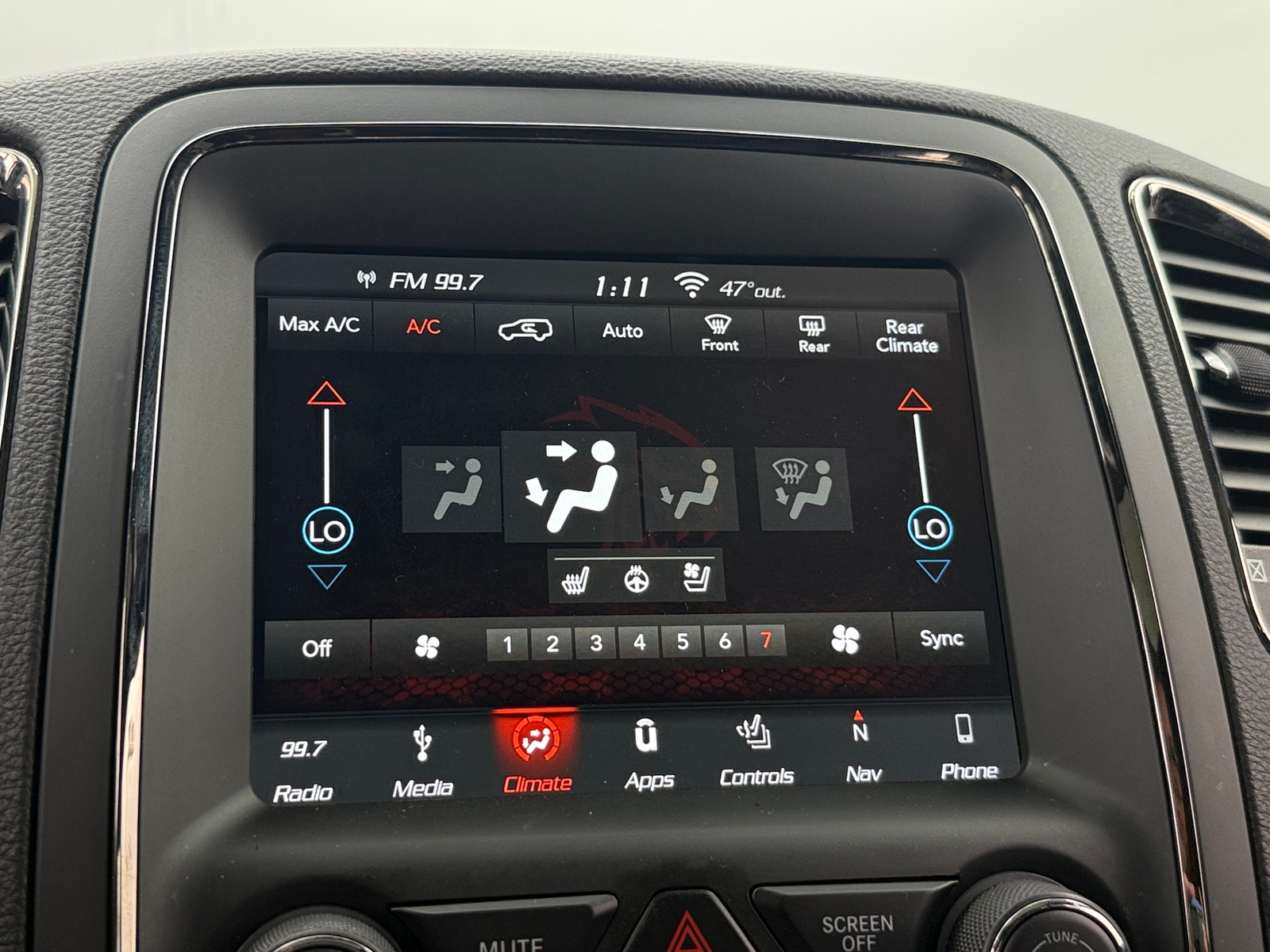 Thumbnail: 2018 Dodge Durango - 3