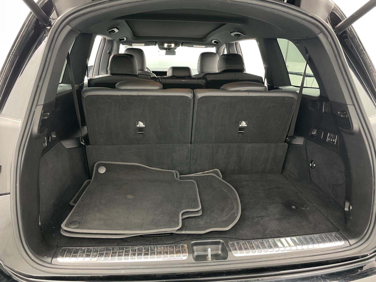 Thumbnail: 2024 Mercedes-Benz GLS - 6