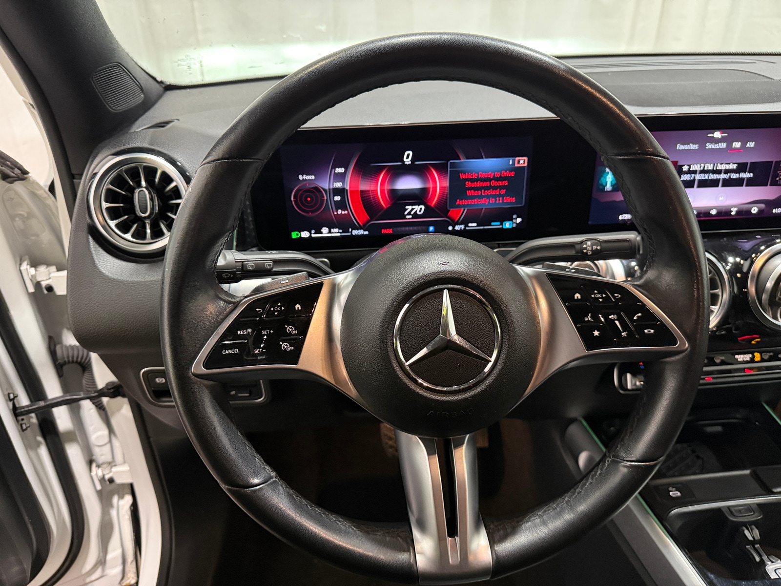 Thumbnail: 2024 Mercedes-Benz GLB - 4