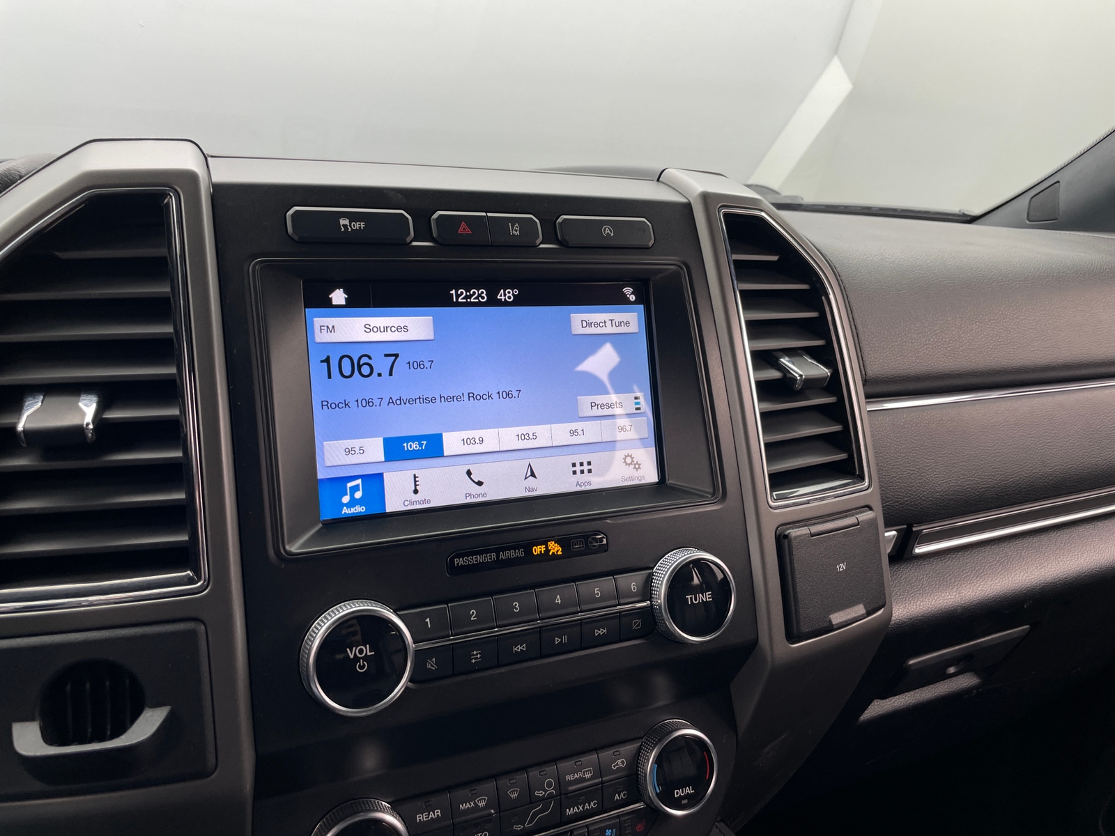 Thumbnail: 2019 Ford Expedition MAX - 3