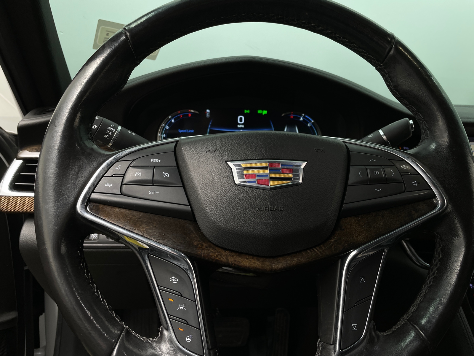 Thumbnail: 2019 Cadillac CT6 - 4