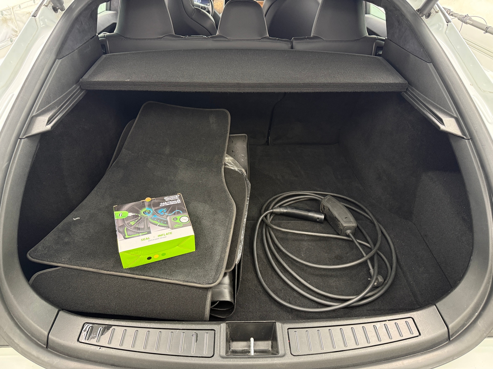 Thumbnail: 2020 Tesla Model S - 6