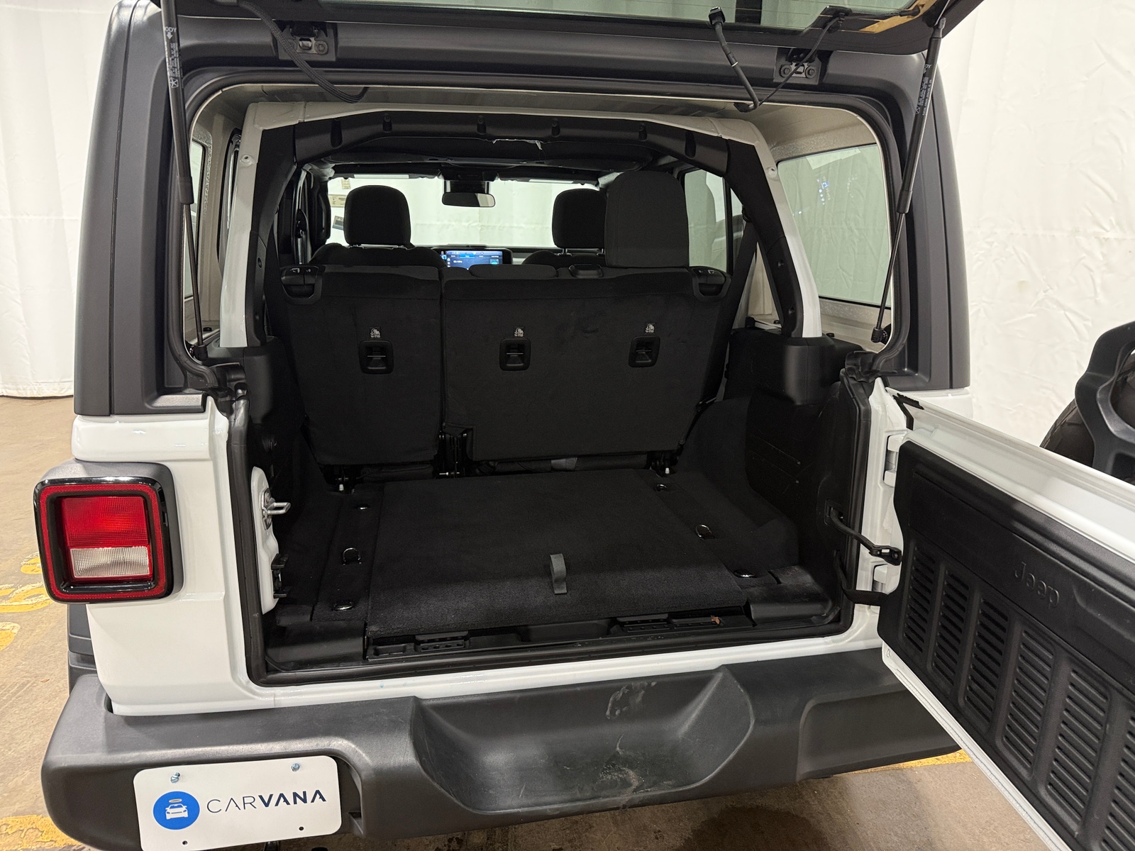 Thumbnail: 2025 Jeep Wrangler - 7