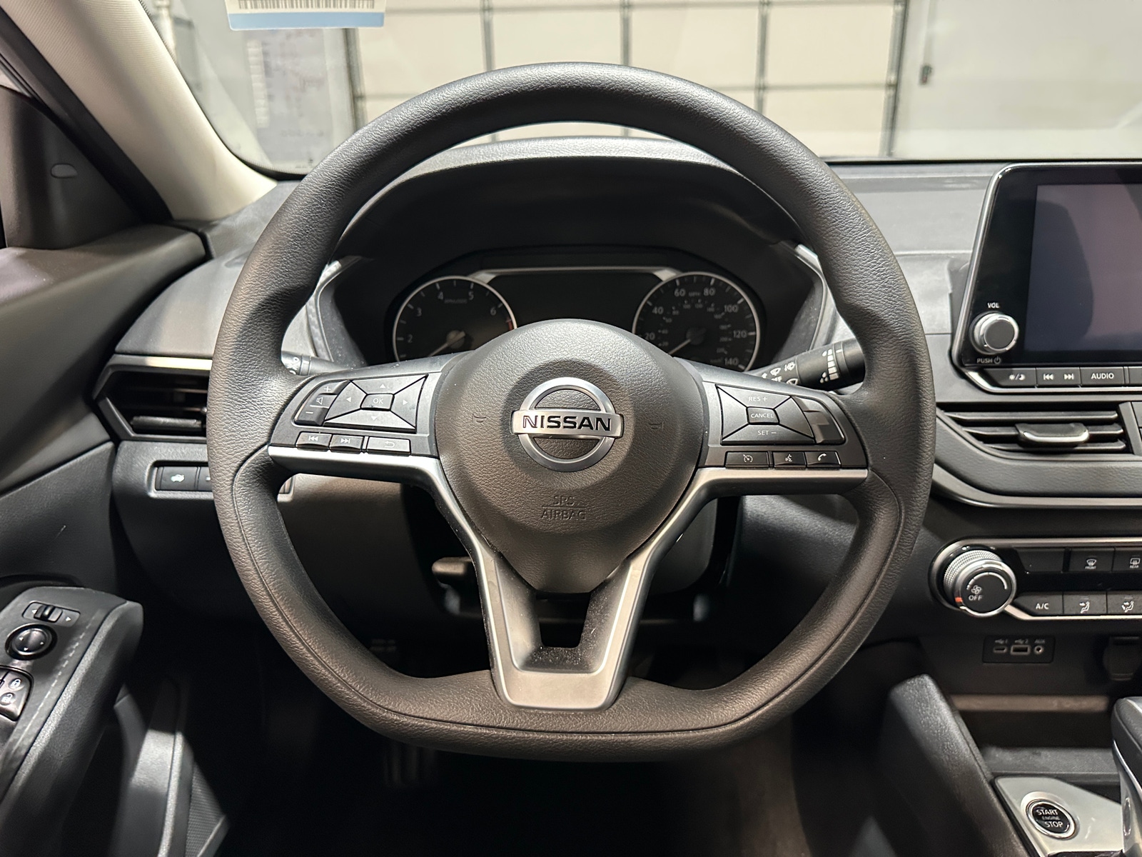 Thumbnail: 2022 Nissan Altima - 5