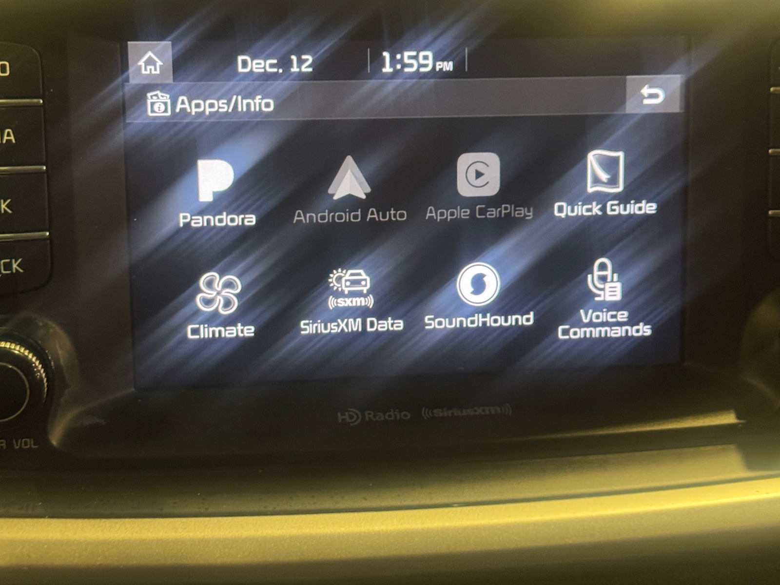 Thumbnail: 2018 Kia Sorento - 4