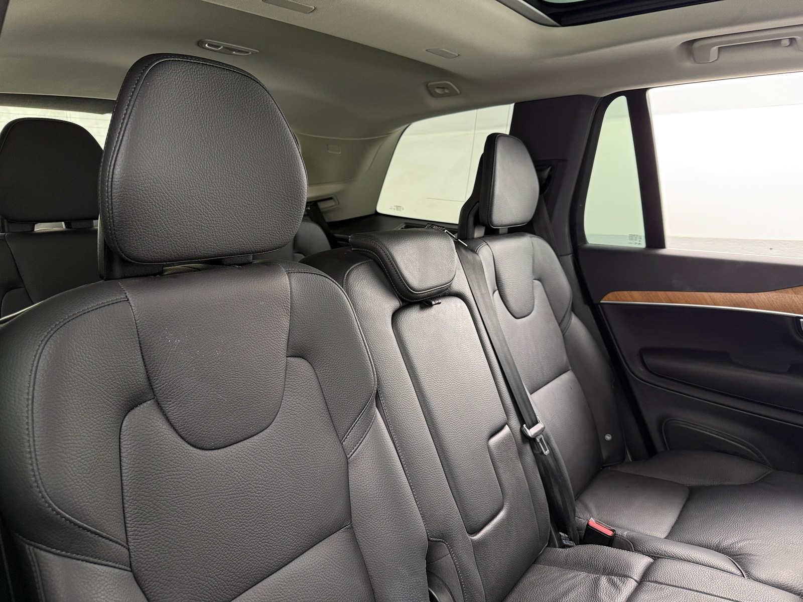 Thumbnail: 2025 Volvo XC90 - 5