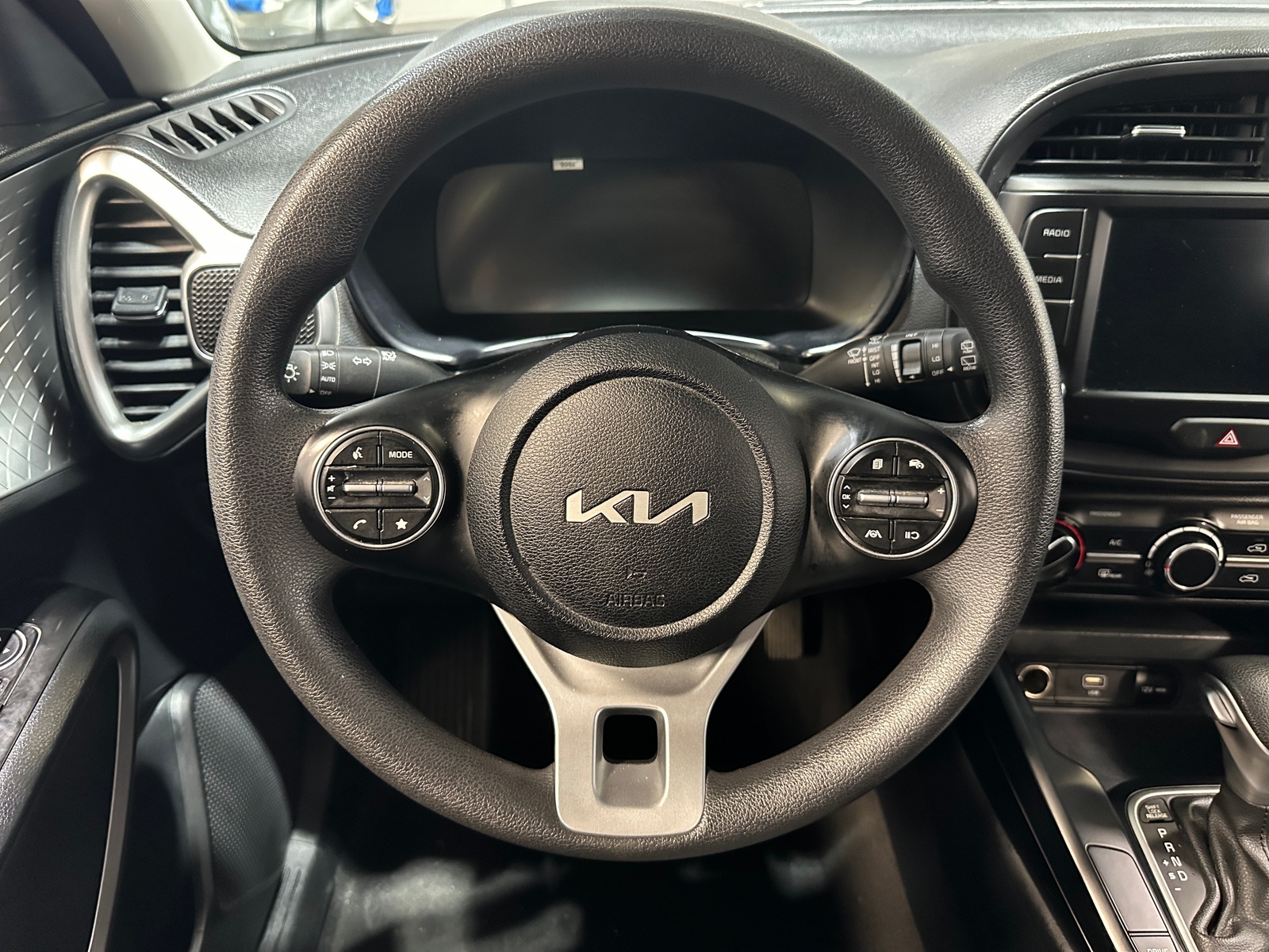 Thumbnail: 2023 Kia Soul - 5