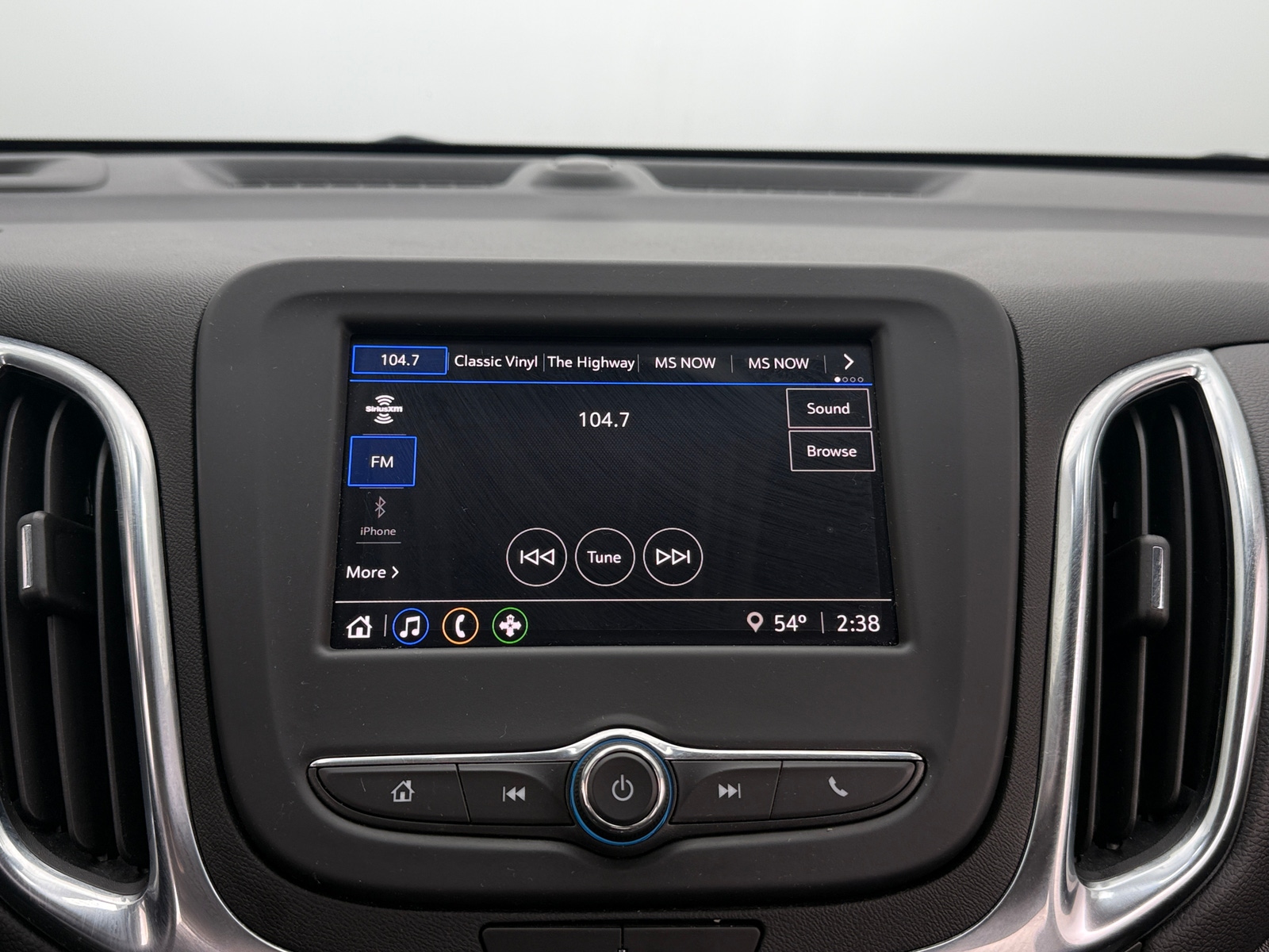 Thumbnail: 2024 Chevrolet Equinox - 4