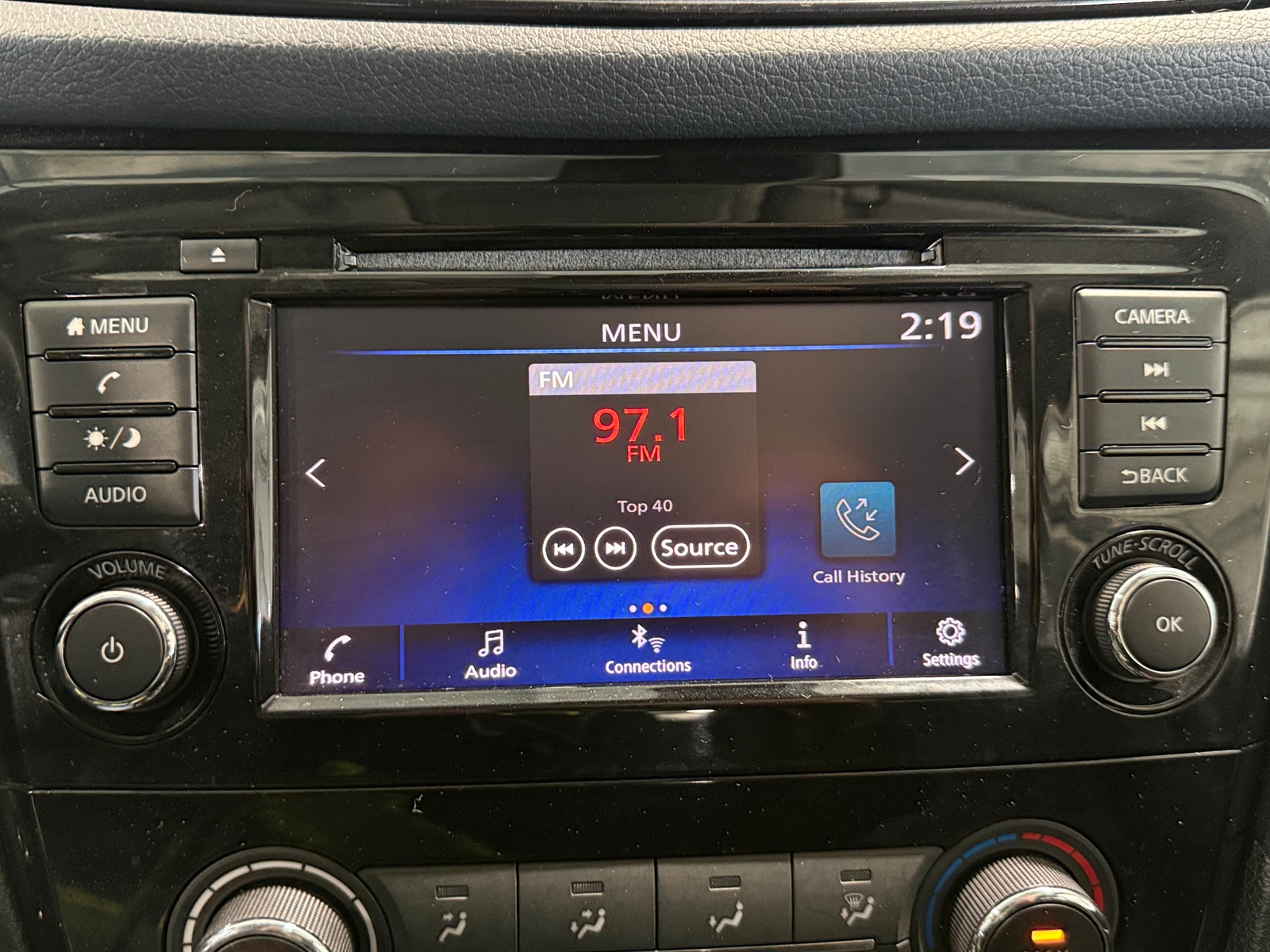 Thumbnail: 2019 Nissan Rogue - 4