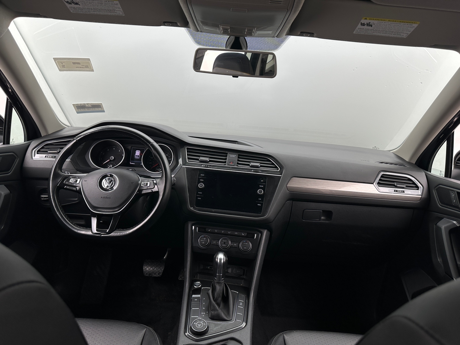 Thumbnail: 2019 Volkswagen Tiguan - 2