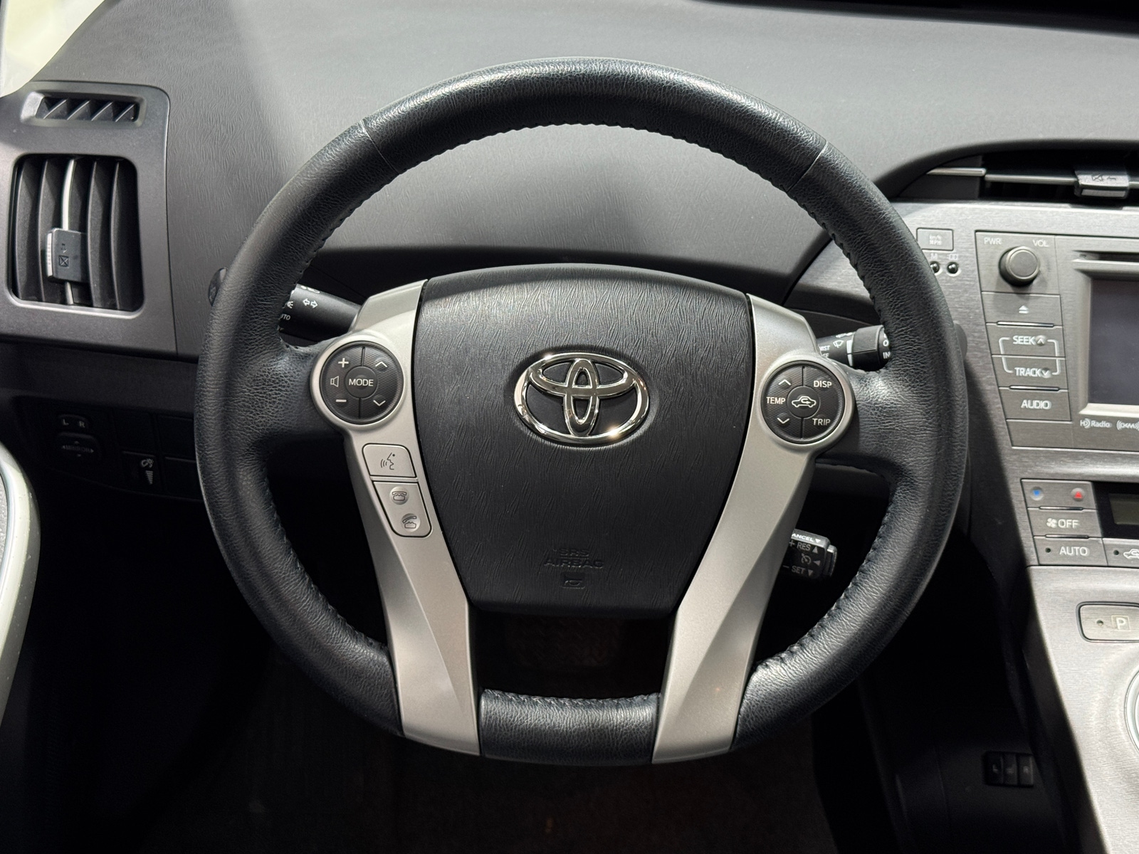 Thumbnail: 2015 Toyota Prius - 5