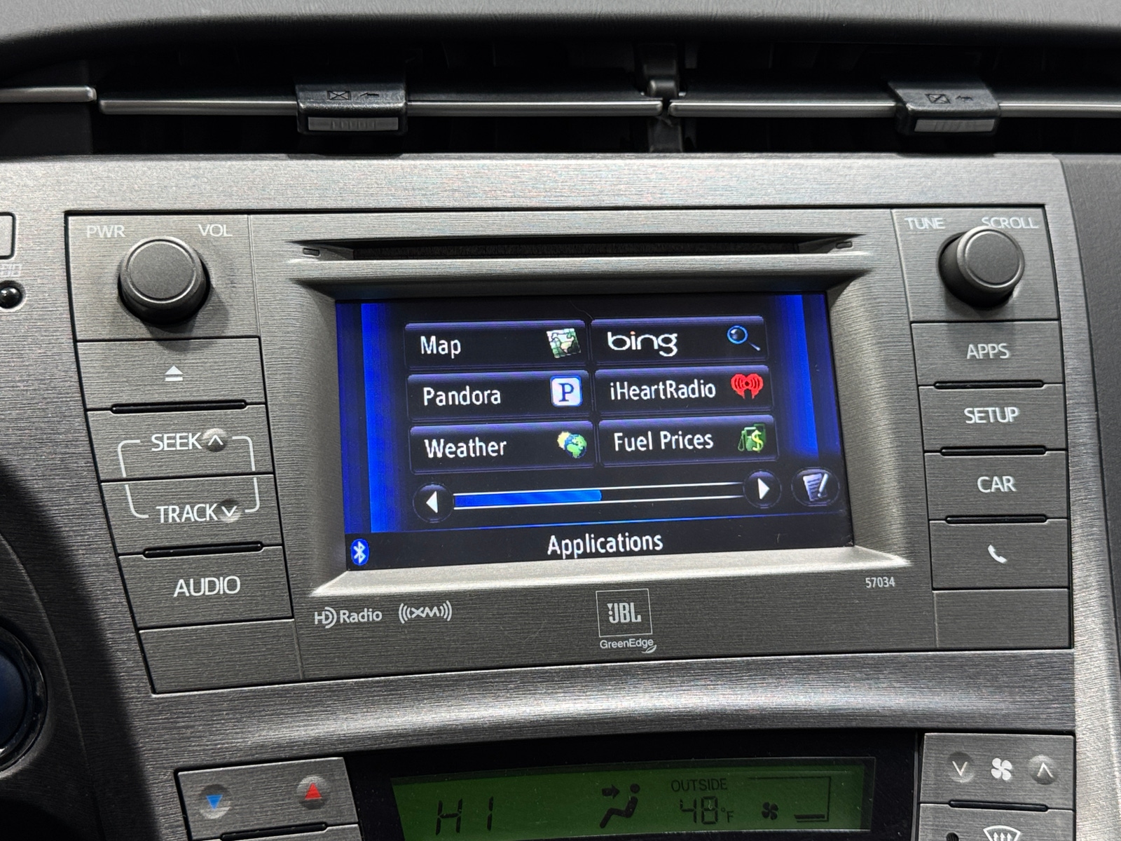 Thumbnail: 2015 Toyota Prius - 4