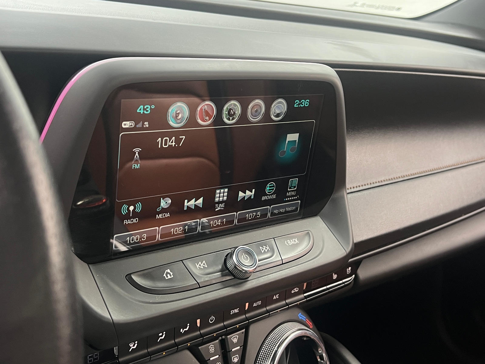 Thumbnail: 2017 Chevrolet Camaro - 3