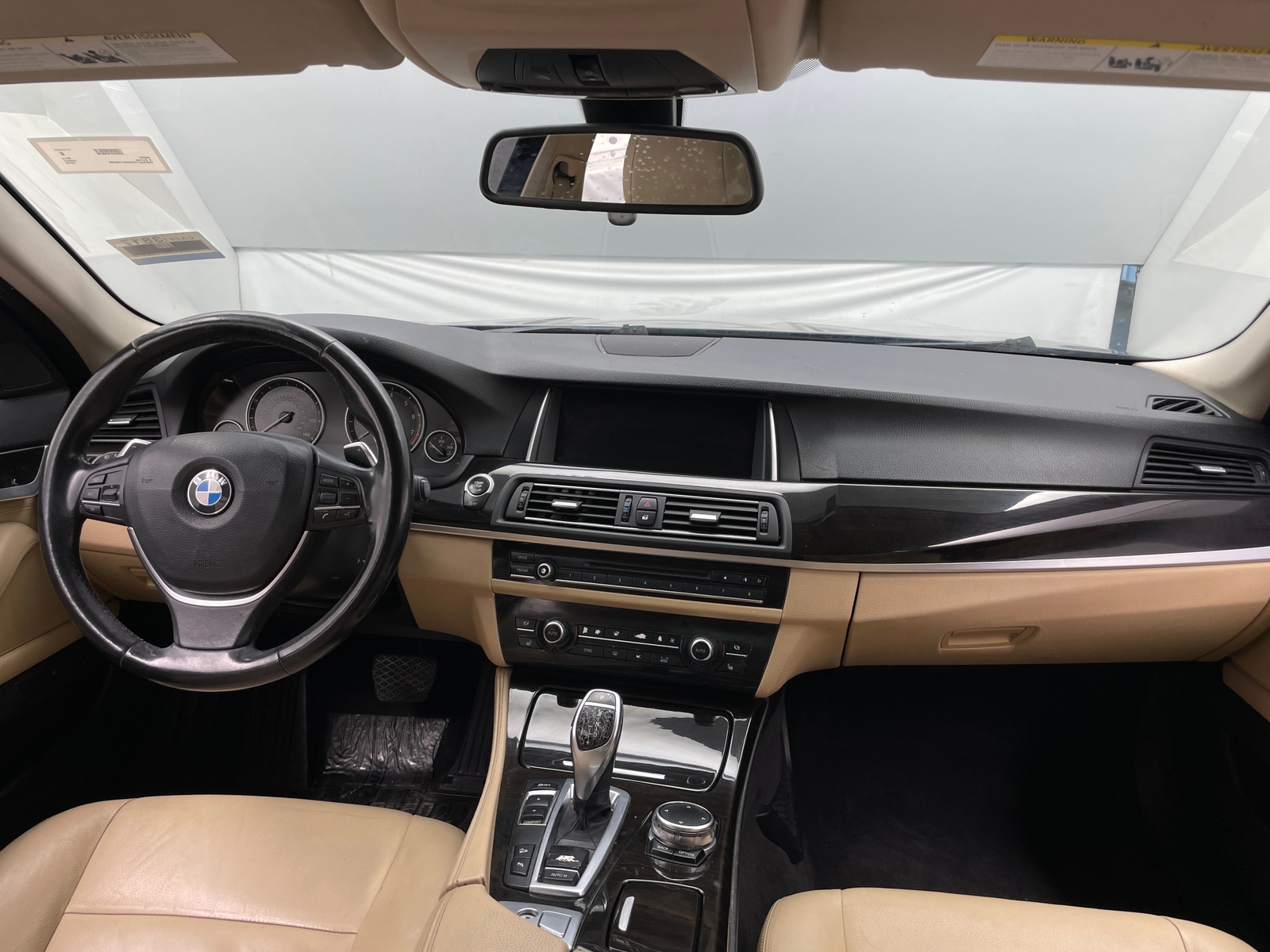 Thumbnail: 2016 BMW 5 Series - 2