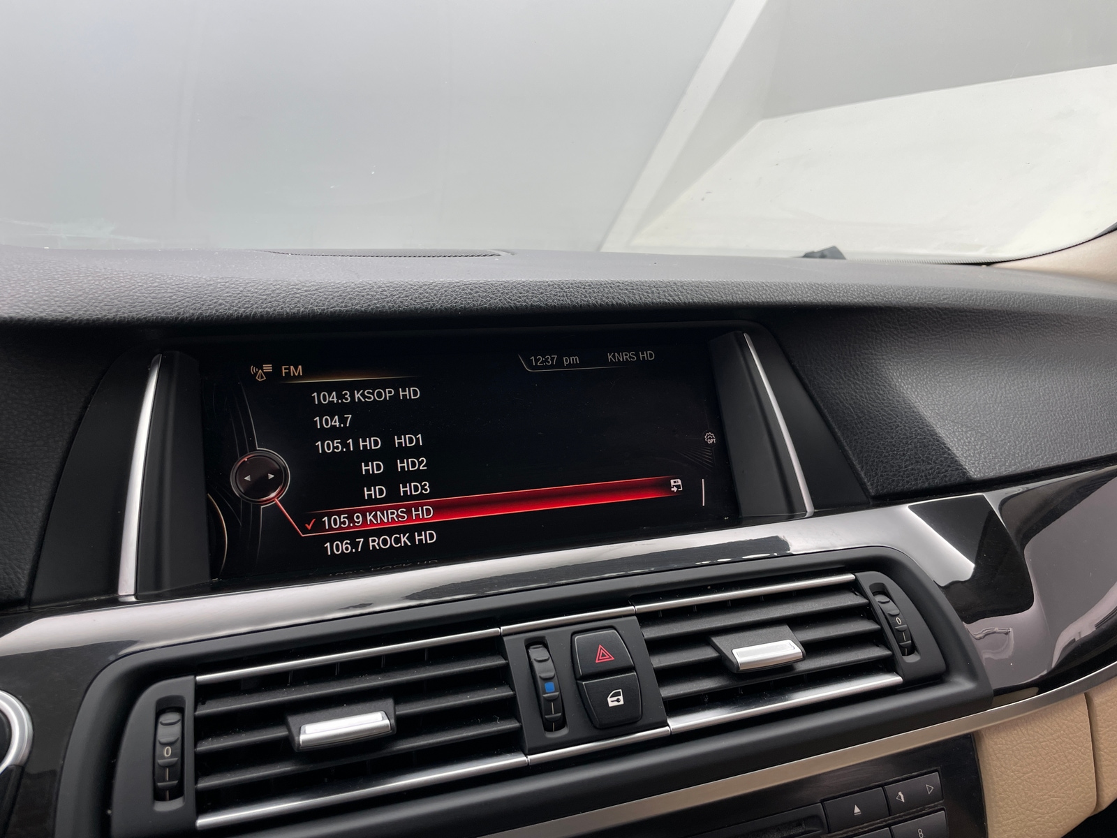 Thumbnail: 2016 BMW 5 Series - 3