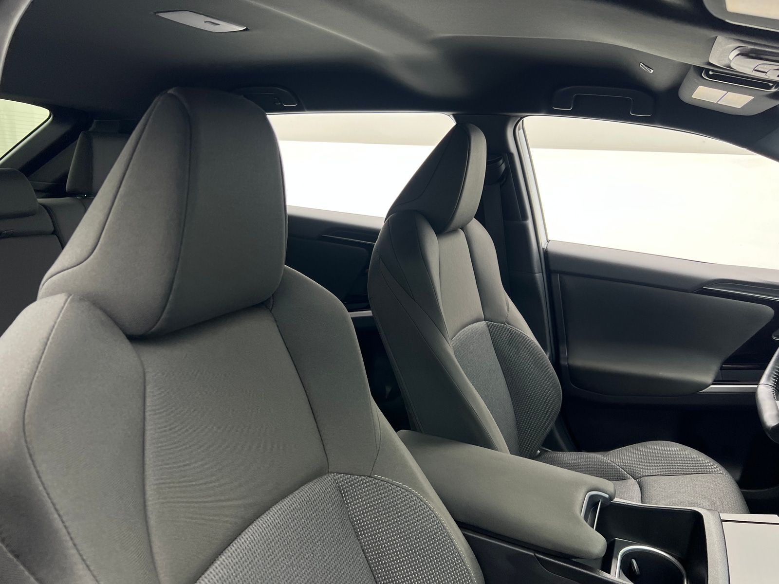 Thumbnail: 2024 Subaru Solterra - 2