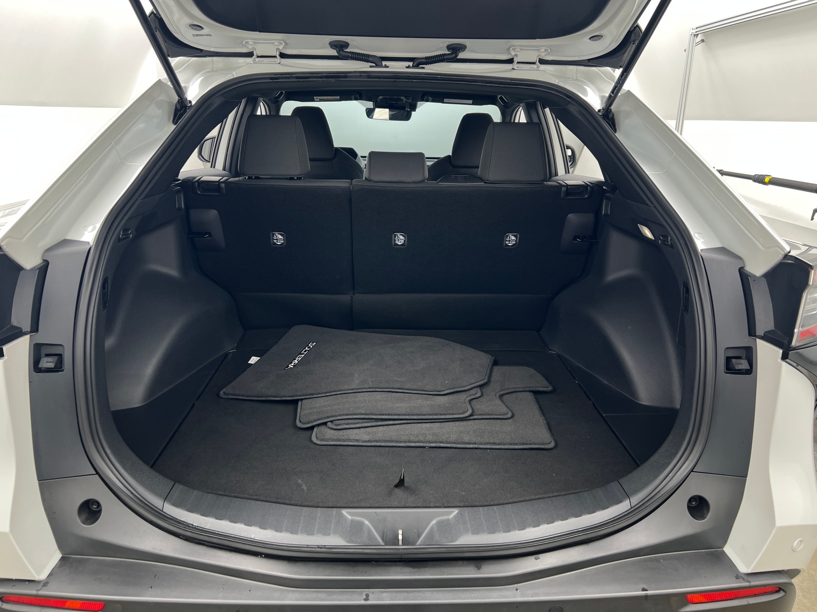 Thumbnail: 2024 Subaru Solterra - 7