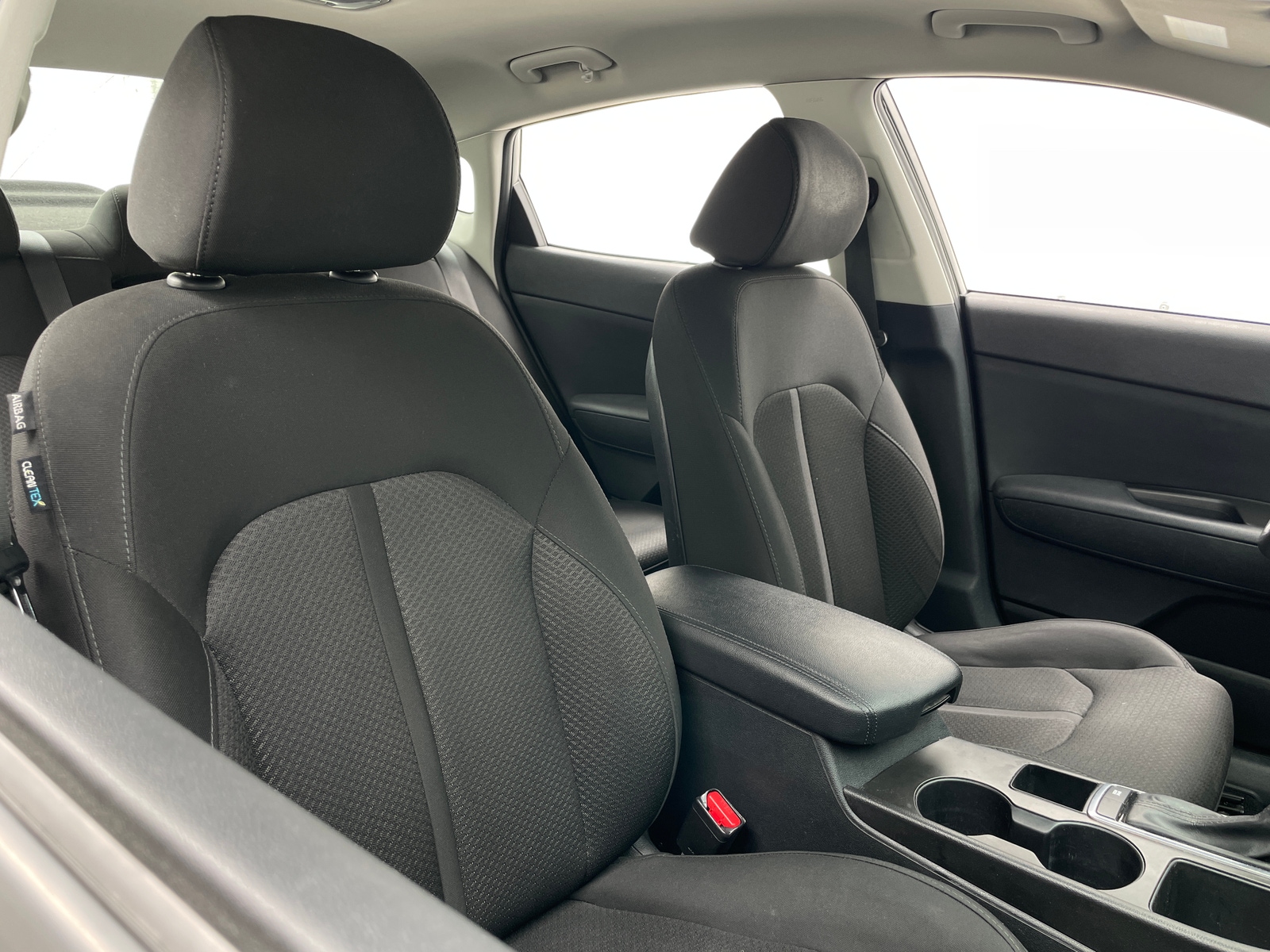 Thumbnail: 2016 Kia Optima - 2