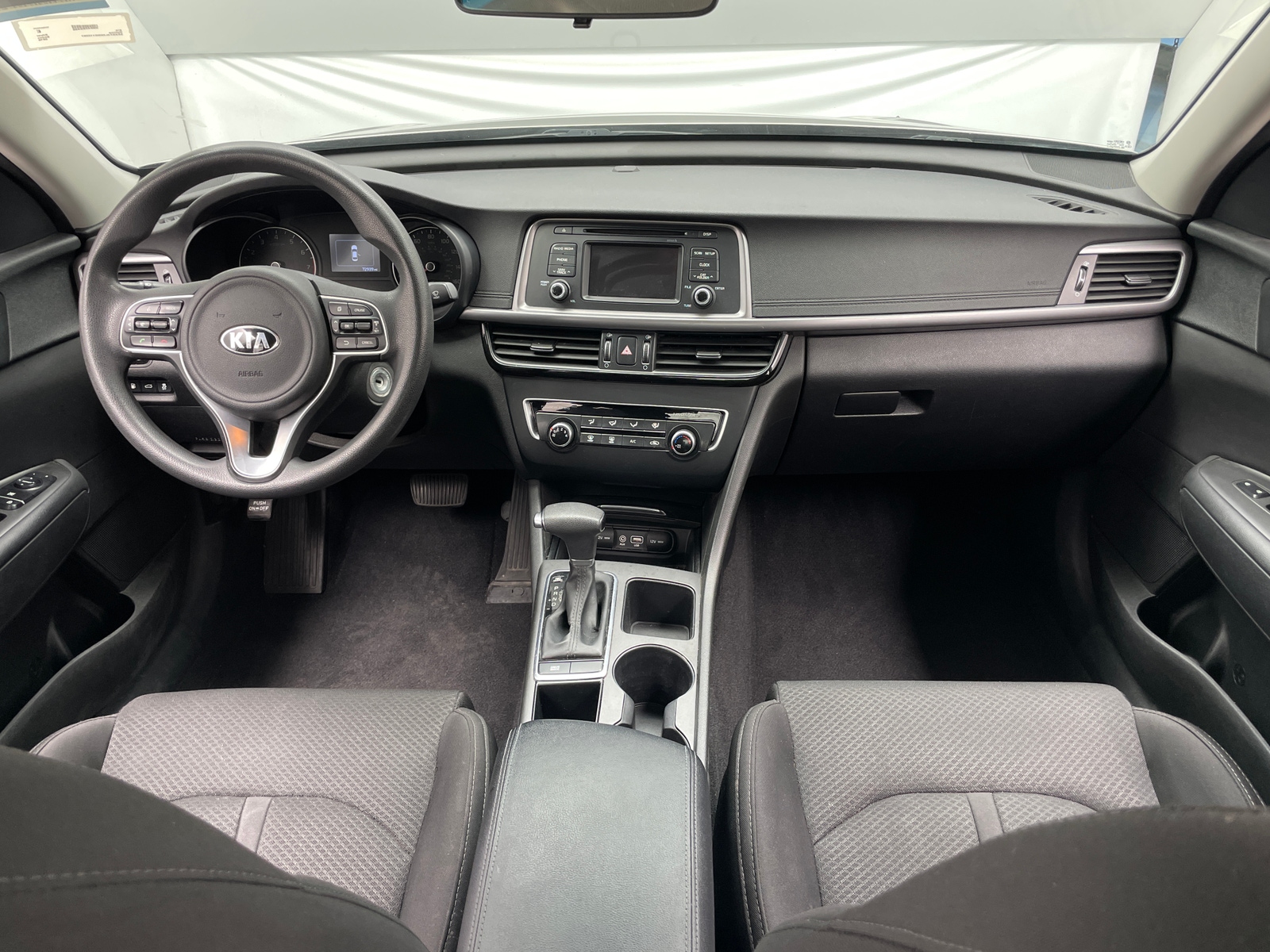 Thumbnail: 2016 Kia Optima - 3