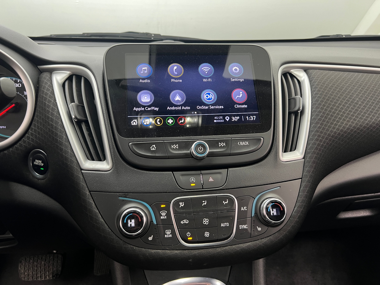 Thumbnail: 2023 Chevrolet Malibu - 4