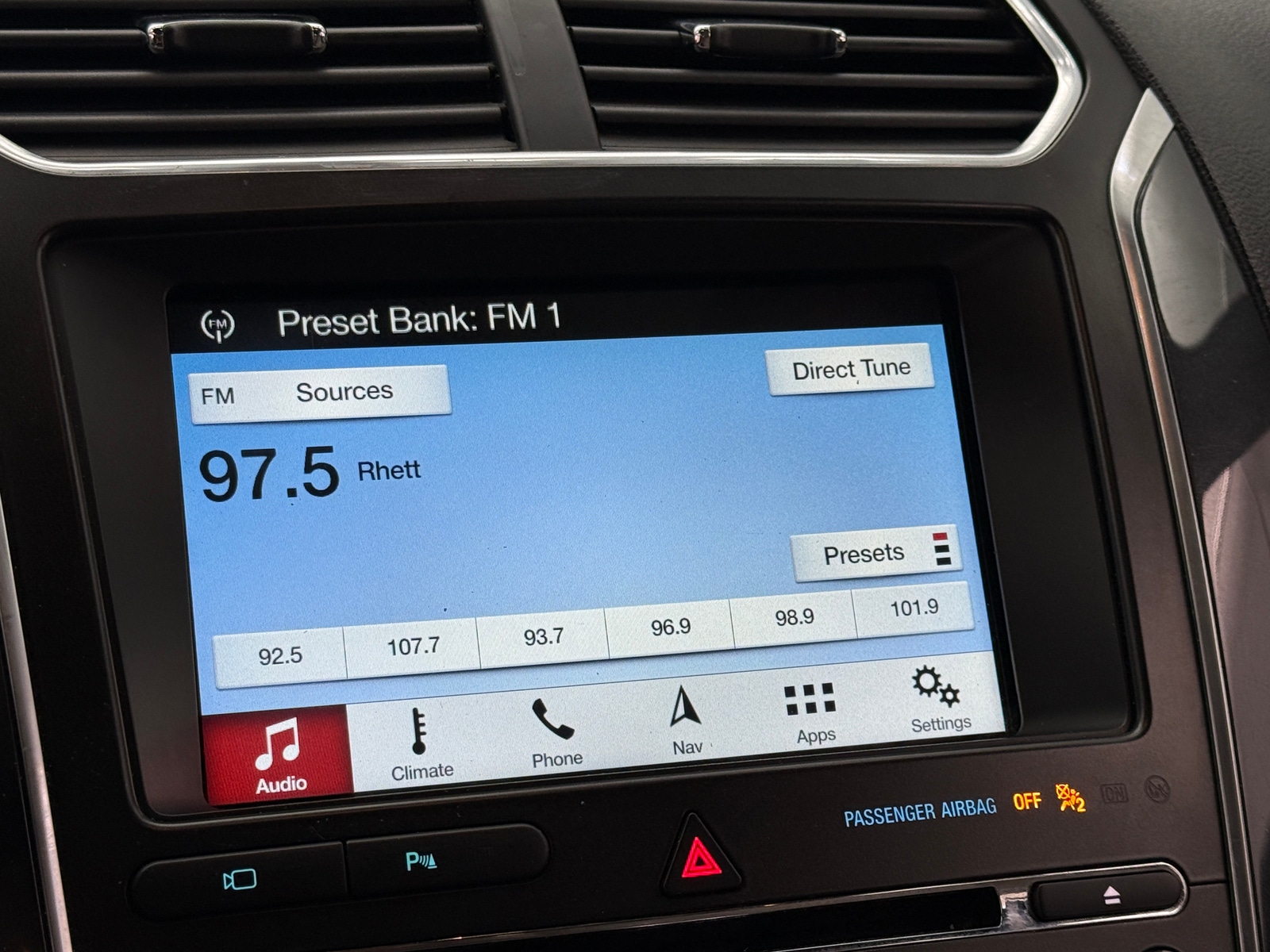 Thumbnail: 2018 Ford Explorer - 3