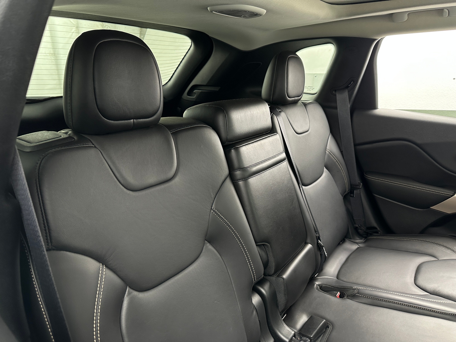 Thumbnail: 2018 Jeep Cherokee - 5