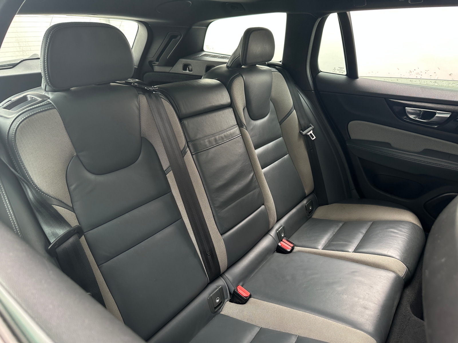 Thumbnail: 2020 Volvo V60 - 5