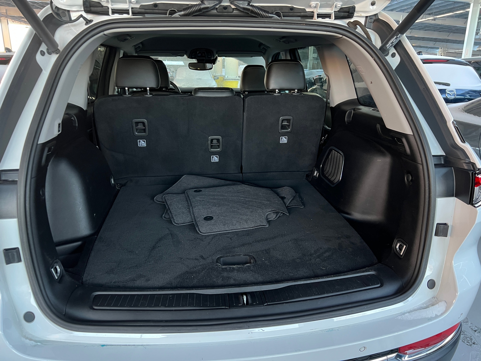 Thumbnail: 2023 Jeep Grand Cherokee - 6