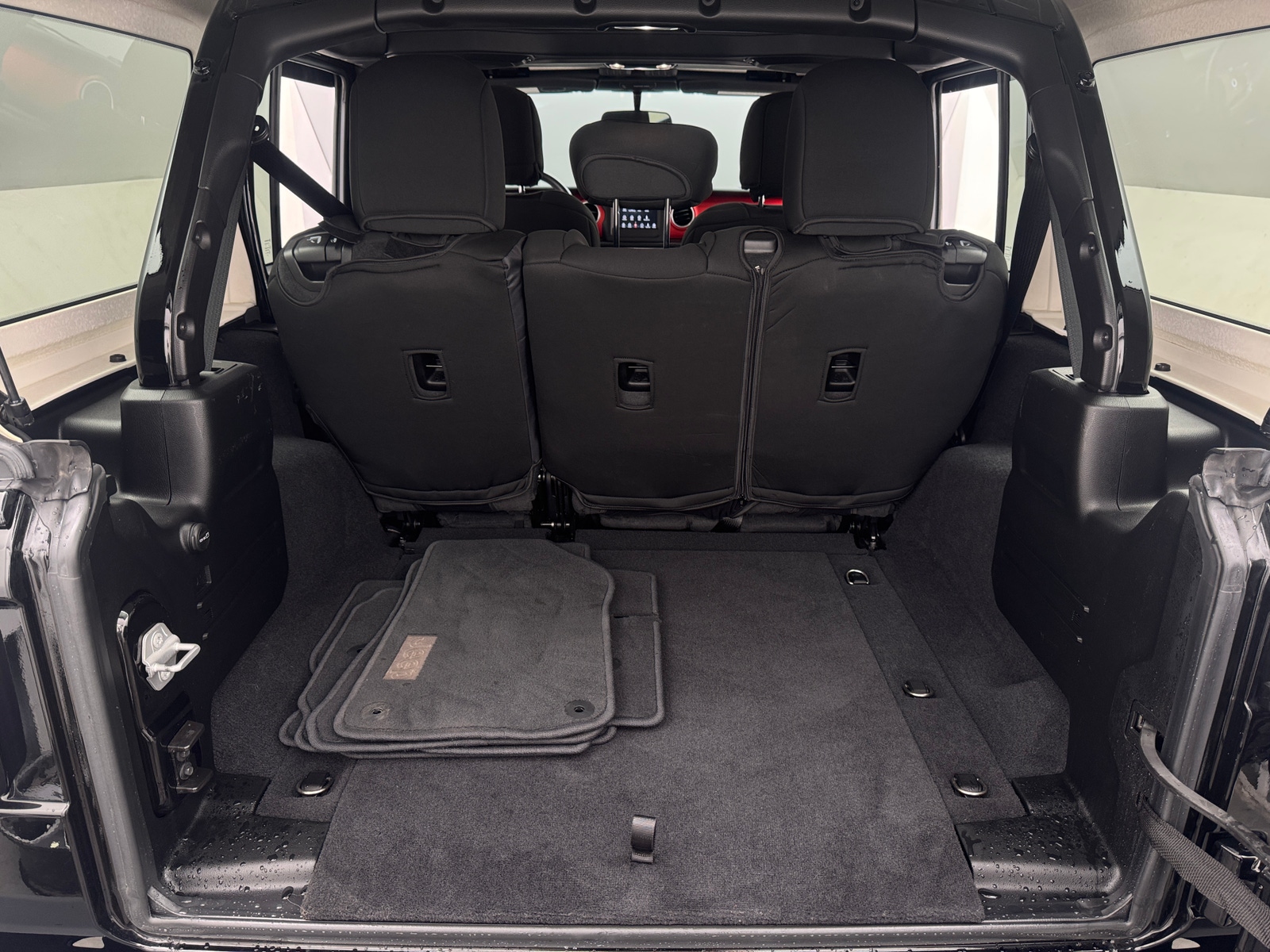 Thumbnail: 2020 Jeep Wrangler - 7