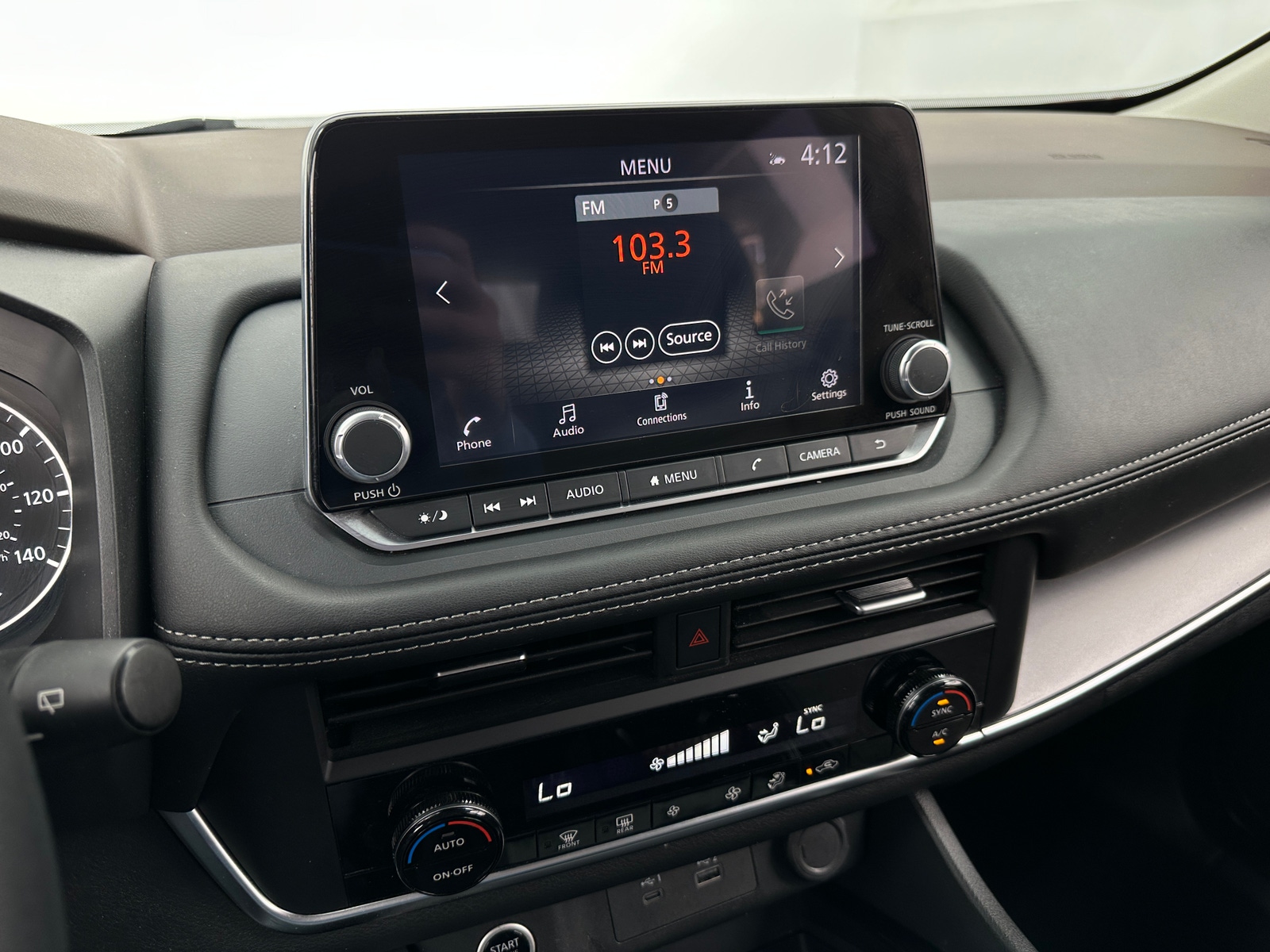 Thumbnail: 2023 Nissan Rogue - 4