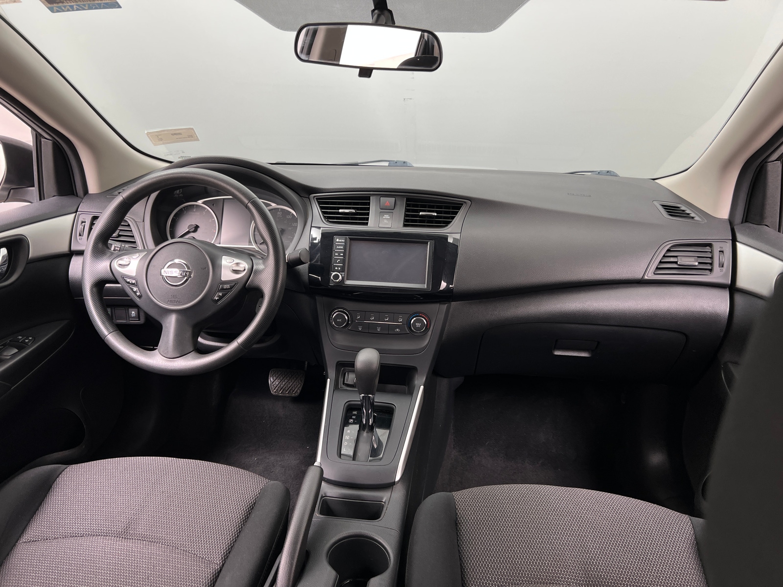 Thumbnail: 2019 Nissan Sentra - 3