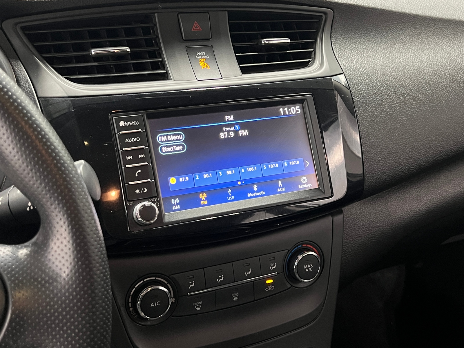 Thumbnail: 2019 Nissan Sentra - 4