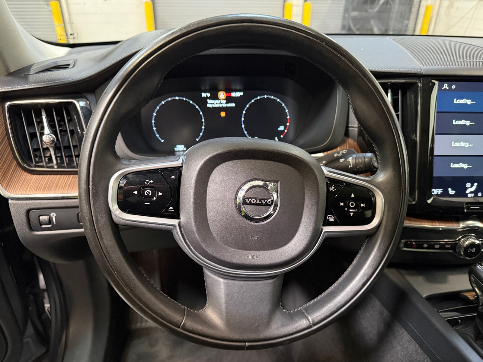 Thumbnail: 2019 Volvo XC60 - 4