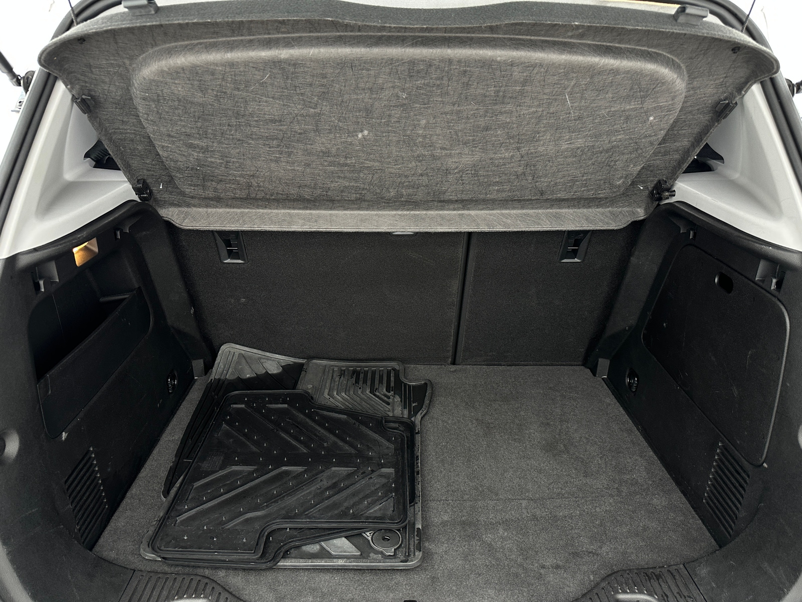 Thumbnail: 2018 Chevrolet Trax - 6